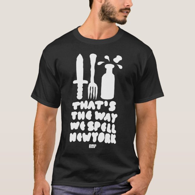 KNIVAR DELA SIG FLASKAN & KORKAR svart T-shirt (Framsida)
