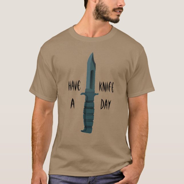 Knivar har en Knivar Day Stab i bak- T- Shirt T (Framsida)