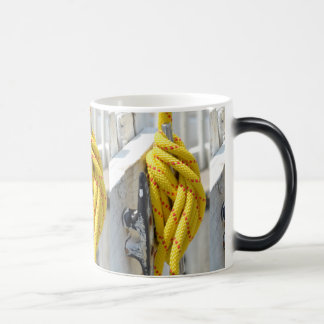 Knot Other av by Kenneth Yoncich Magisk Mugg