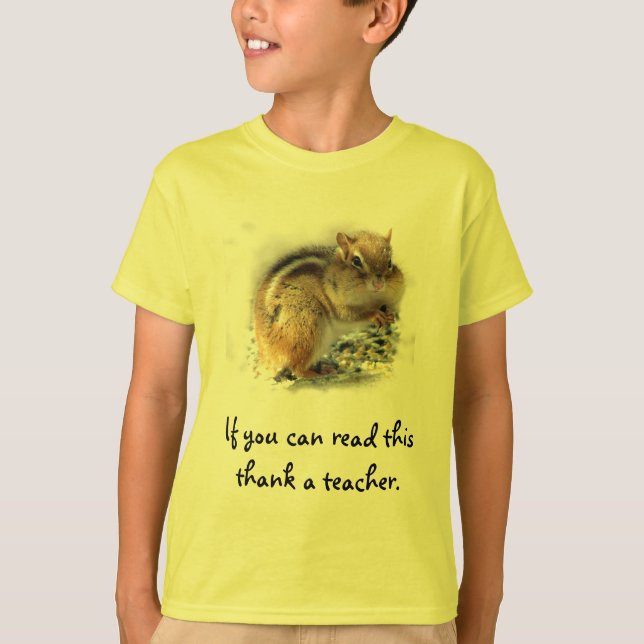 Knubbig Chipmunk Reader Tee Shirt (Framsida)