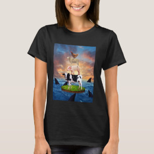 Ko Gris Får Höns På Havet Hajar Roliga Anim T Shirt