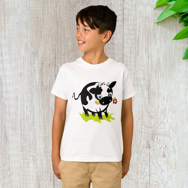 Ko med en blomma t shirt (Skapare uppladdad)