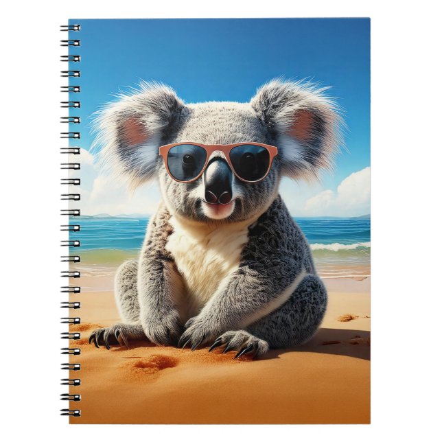 Koala på en sandstrand anteckningsbok (Framsidan)