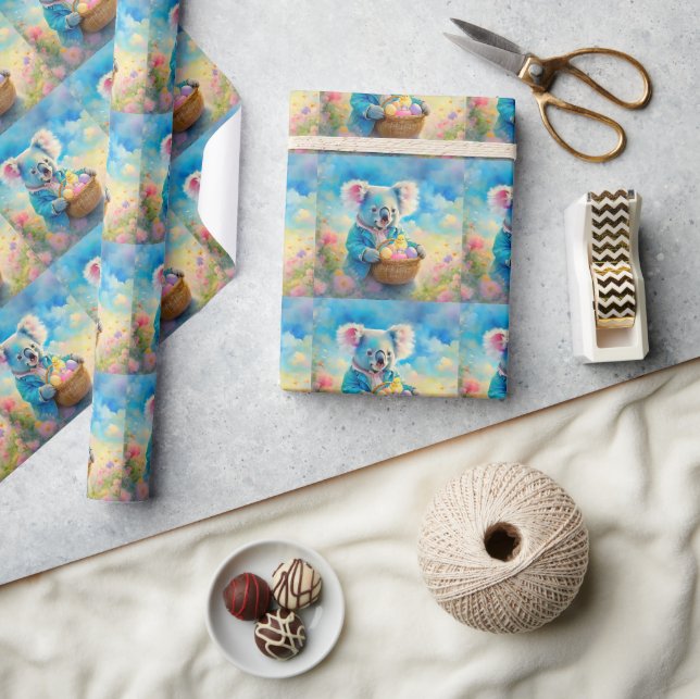 Koalabjörn som håller en korg med påskägg presentpapper (Hantverk)