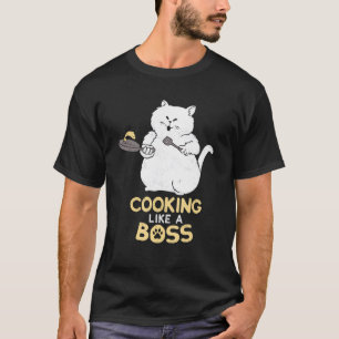 Kockande katt lagar mat som en boss t shirt