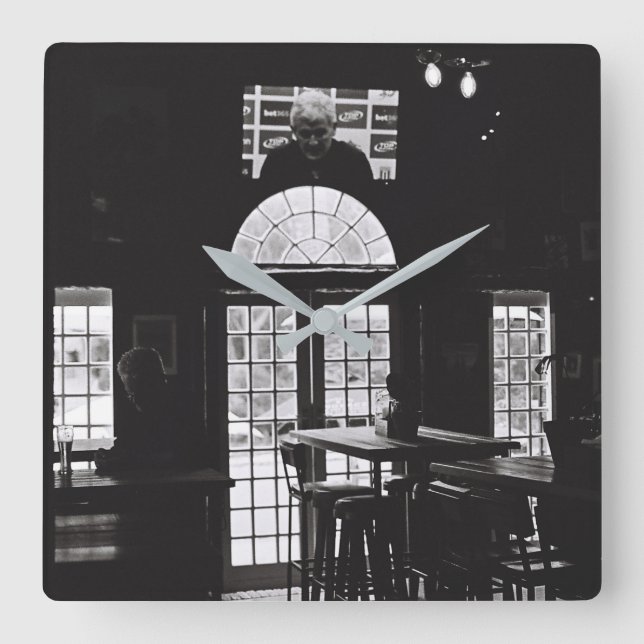 Kodak Film BNW Pub Beer TV Windows Wall Clock Fyrkantig Klocka (Framsida)