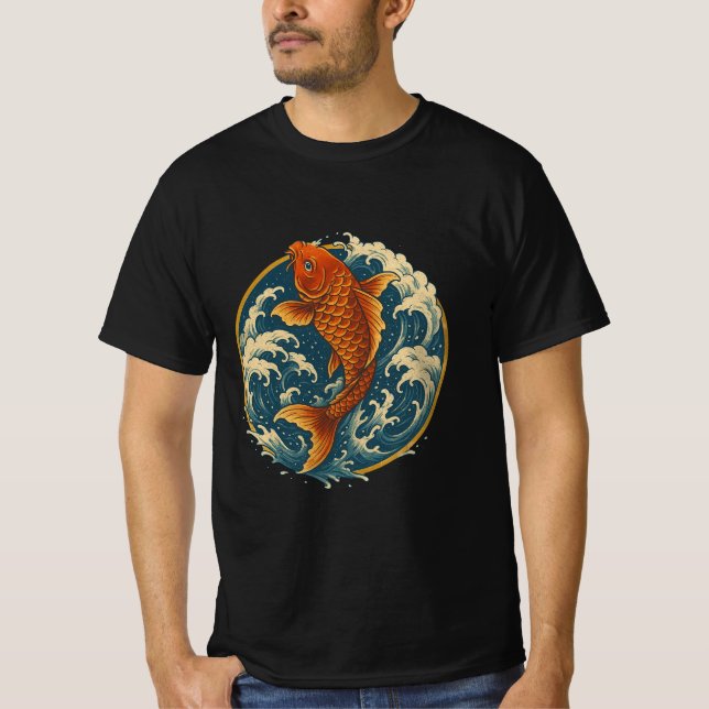 Koi Climbing the Waterfall – Japanese Art Circle D T Shirt (Framsida)