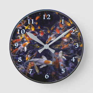 KOI FISH ÖVER FLYTANDE RUNDKLOCK RUND KLOCKA
