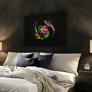 Koi Fish Swimming omkring Lotus Flower i Zen Pond Poster