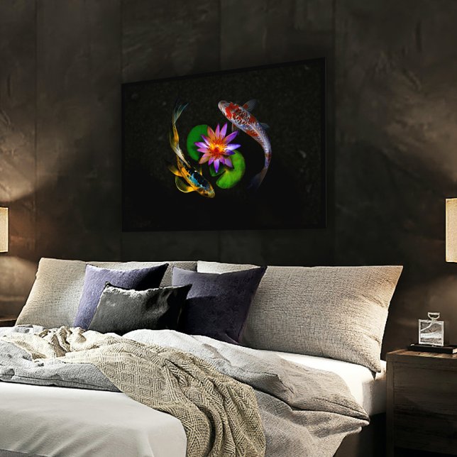 Koi Fish Swimming omkring Lotus Flower i Zen Pond Poster (Skapare uppladdad)