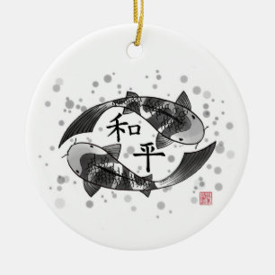 Koi fisk med den keramiska prydnaden för julgransprydnad keramik