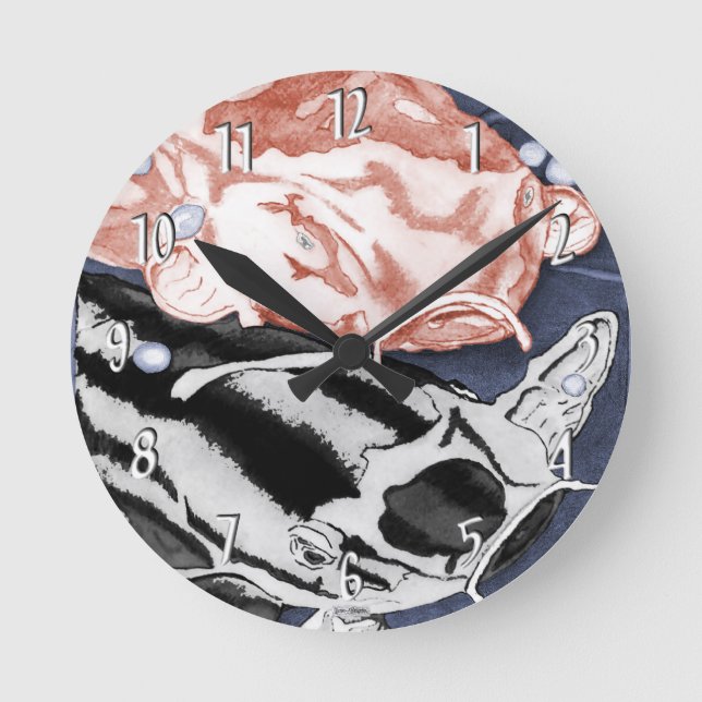 Koi (Röd och svart) Rund Klocka (Framsida)