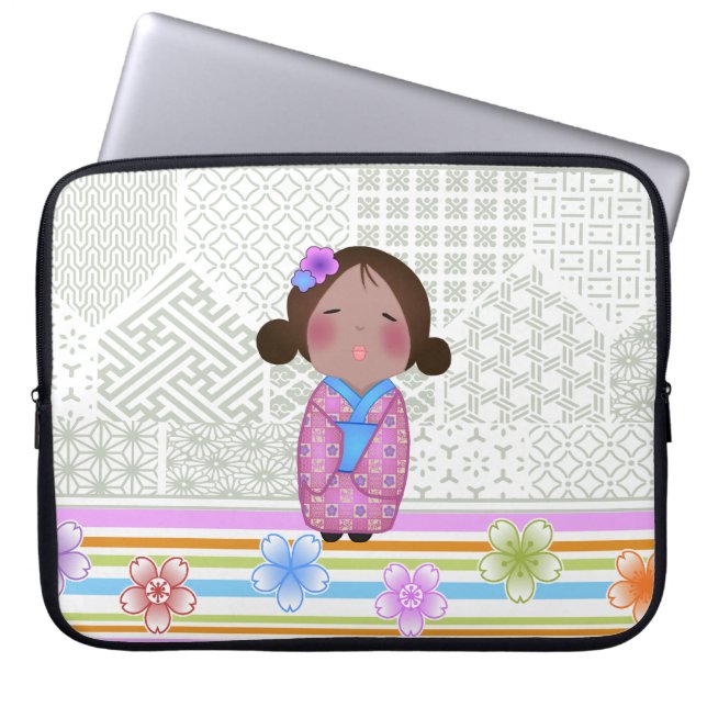 kokeshi sakura laptop sleeve (Framsidan)