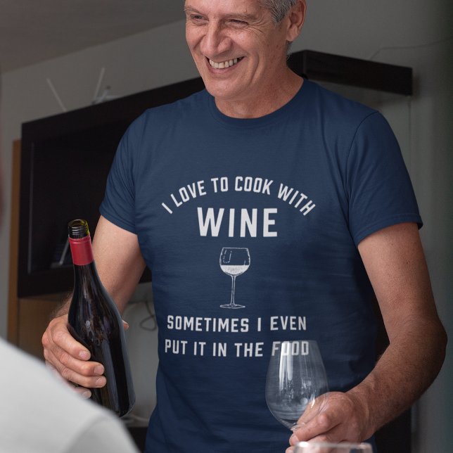 Kokning med Vin Tee Shirt (Skapare uppladdad)