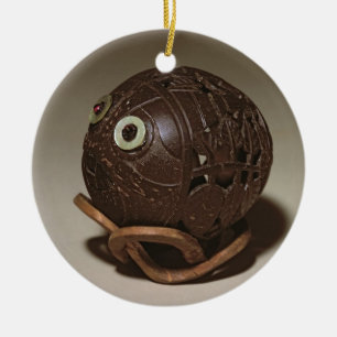 Kokosnöten sculpted in i ett ansikte, c.1895 julgransprydnad keramik