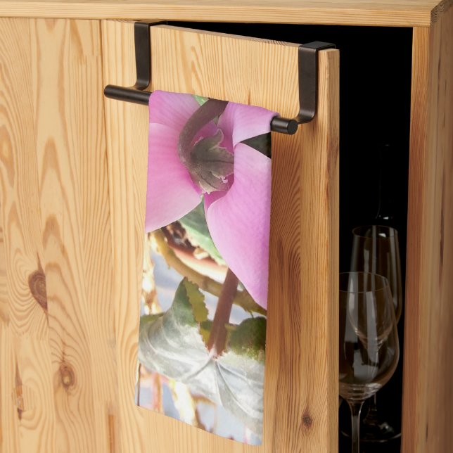 Kökshandduk med riktig blomma. (Thirds Fold)