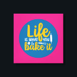 Kökstypografi Retro Wall Art Canvastryck<br><div class="desc">Färgfull typografisk konst med retro och vibrerande färg. Lustigt citat om mat,  matlagning,  bakning och matlagning. dekoration för perfekt till ditt kök,  middag,  kafé,  bageriaffär eller restaurang. Bakgrunden färg (cirkeln och fyrkanten) är anpassade via Design Verktyg.</div>