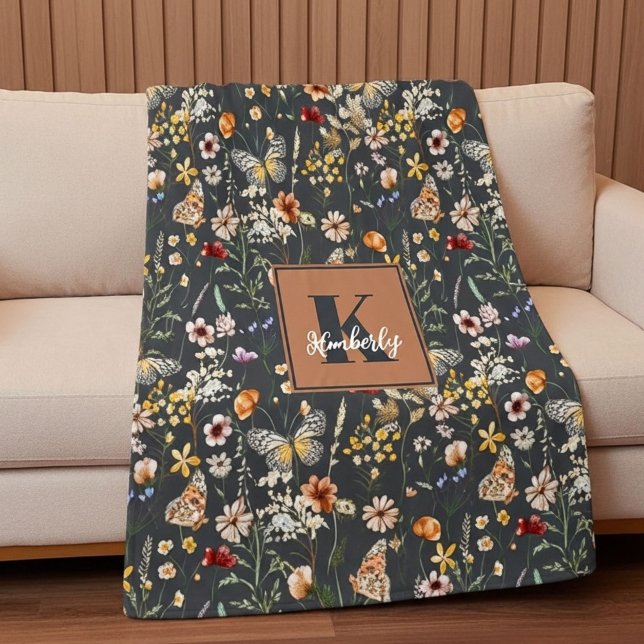 Kolgrå Boho Blommig Monogram Fleecefilt (Skapare uppladdad)