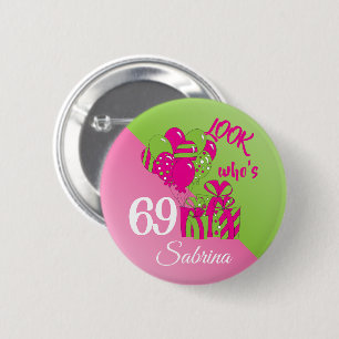 Kolla vem som är 69 Tionde födelsedag - Rosa och Knapp