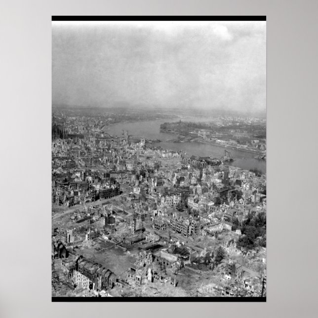 Kölns kateterrital står oskadad_Krig Image Poster (Framsidan)