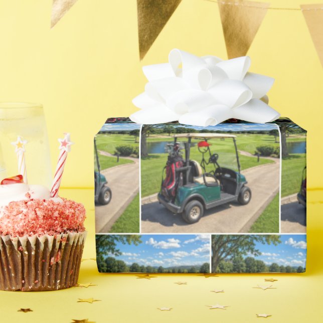Kolvfigurgolfare i en golfkärra presentpapper (Födelsedagsfest)