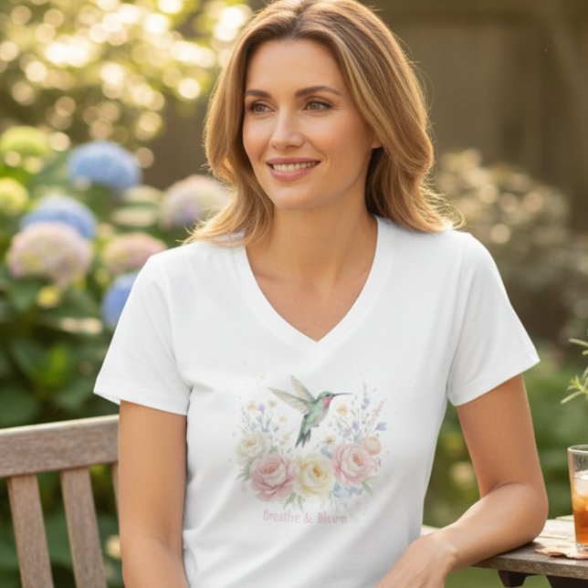 Kolvibri Blommig – Morsdagspresent åt henne T Shirt (Inspirational Pastel Floral Hummingbird tshirt
)