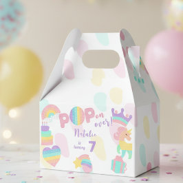 Kom igen! Pastel stoppar födelsedagsbarn Presentaskar