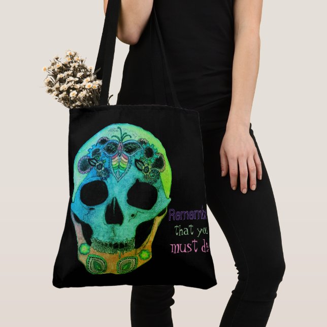 Kom ihåg att du måste dö silver-halsband tygkasse (Närbild)