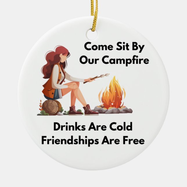 Kom Sitt vid vår Campfire på en Julgransprydnad Keramik (Framsidan)