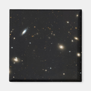 Koman samla i en klunga av galaxer magnet