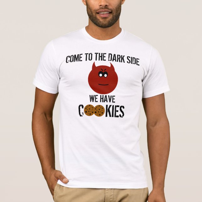 Komen till den mörka sidan… har vi t shirt (Framsida)