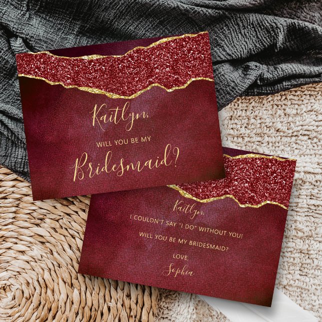 Kommer du att bli min Bridesmaid Burgundy & Guld A Inbjudan Vykort (Skapare uppladdad)