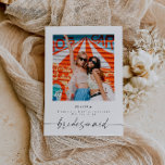 Kommer du att bli mitt Frieri kort för Bridesmaid<br><div class="desc">Det här är ett modernt,  minimalt tematiskt frieri fotokort med en elegant tidlös design. Redigera de flesta ordalydelser och färg för att göra så att denna minimala muta frieri lämplig för dina evenemangsbehov och stil. Välj bara "redigera med design verktyg" i verktygsfältet :)</div>