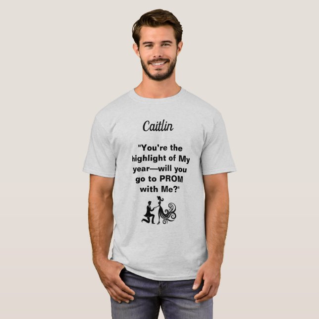 Kommer du att gå till PROM med mig? T-Shirt (Hel framsida)