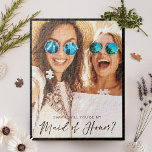 Kommer du att vara min Maid of honor? Trendig-skri Pussel<br><div class="desc">Kommer du att vara mitt Maid of honor? anpassningsbar fotopussel? Vår design har en fotodesign som visningar ditt eget speciella foto. "Maid of honor?" är designat i ett trendig med svartpenselskript,  typografisk design som täcker ditt eget anpassningsbar-foto.</div>