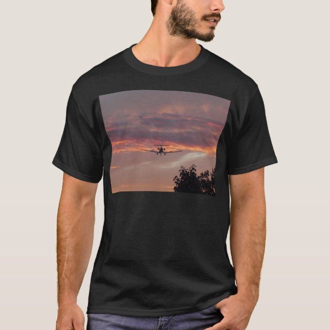 Kommersiell jetlandning vid solnedgång tee shirt (Framsida)