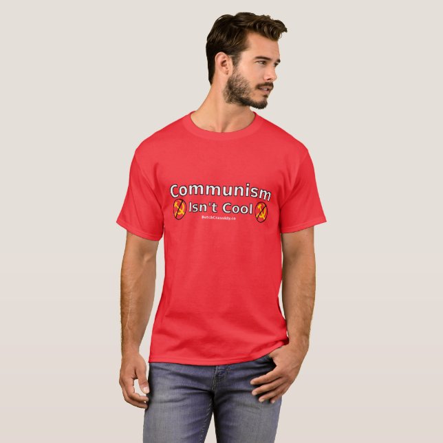 Kommunism är inte kall manar T-tröja T-shirt (Hel framsida)