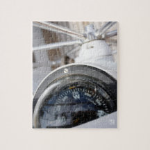 Kompas dat de richting geeft aan een avontuur. 