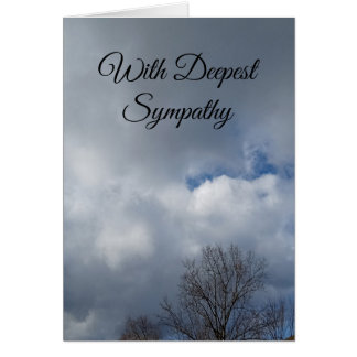 Kondoleanser med mulen stormliknande himmel. hälsningskort