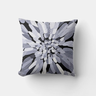 Konfetti Flower in Black & White Kudde