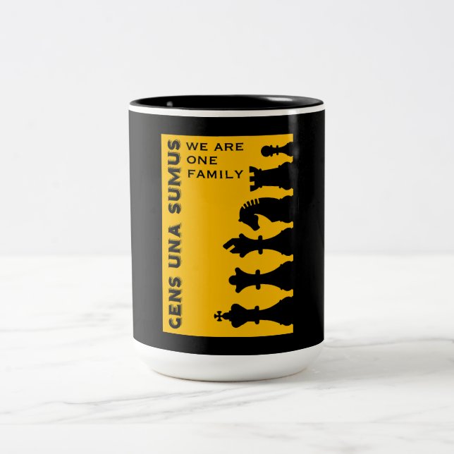 Konkurrenskraftiga schackspelare Två-Tonad mugg (Center)