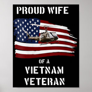 Könsberömd hustru till Vietnam Veteran T Shirt V-n Poster