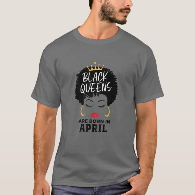 Könsen i Svarta havet föds i april Lycklig T Shirt (Framsida)