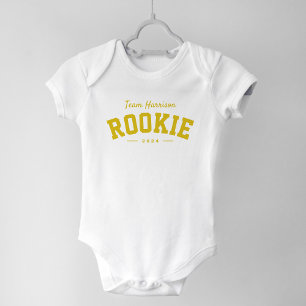 Könsneutral namn--grupp för nybörjarfamiljen t shirt