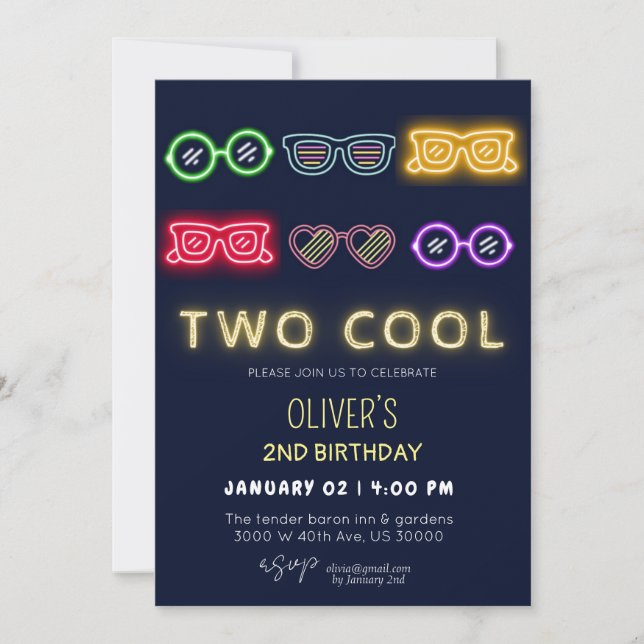 Könsneutralt lustigt 2:a födelsedag inbjudningar (Framsida)