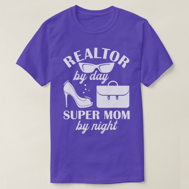 Könsrealtor per dag Toppen Mamma efter nattverksta T Shirt (Design framsida)
