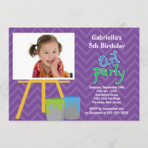 Konster & tillverkar ungar målar inbjudningar