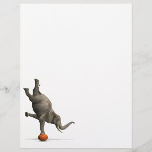 Konstgjord elefant