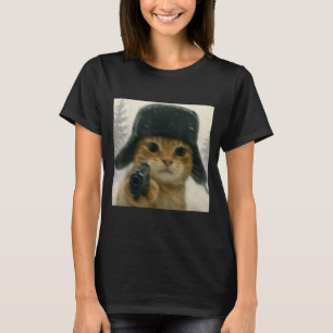 Konstig katt som bär Ushanka-hatt Rysk meme katt h T Shirt