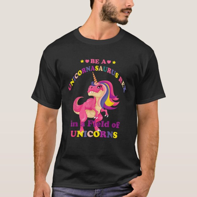 konstig unicorn t shirt (Framsida)